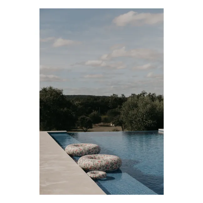 Grapes Pink inflatable buoy