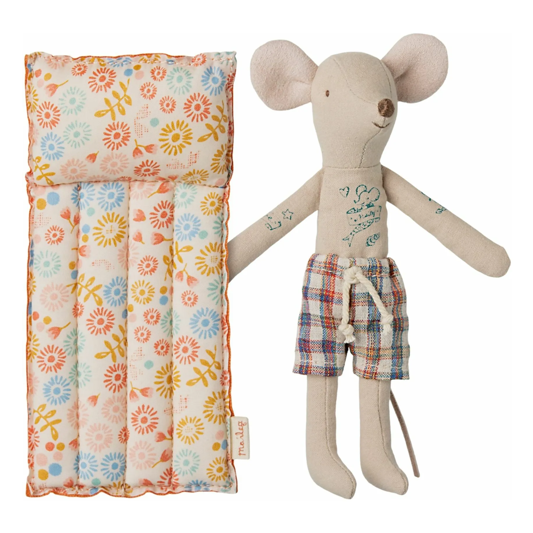 Maileg Multicoloured Daddy Mouse On The Beach And His Mattress