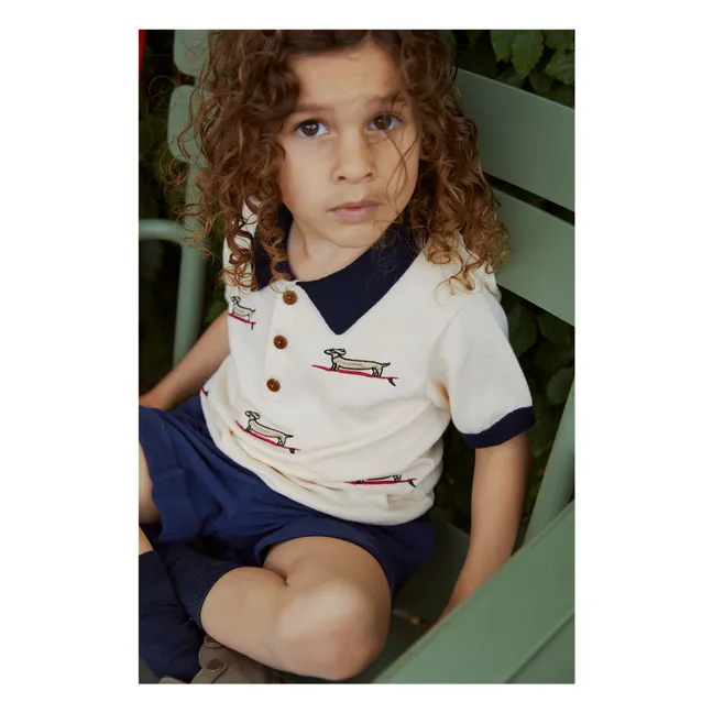 Polo-Shirt aus feiner Masche mit Stickerei | Seidenfarben