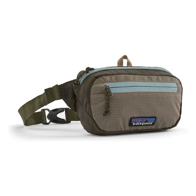 Banana Ultra Light Black Hole Recycled Fiber | Taupe brown
