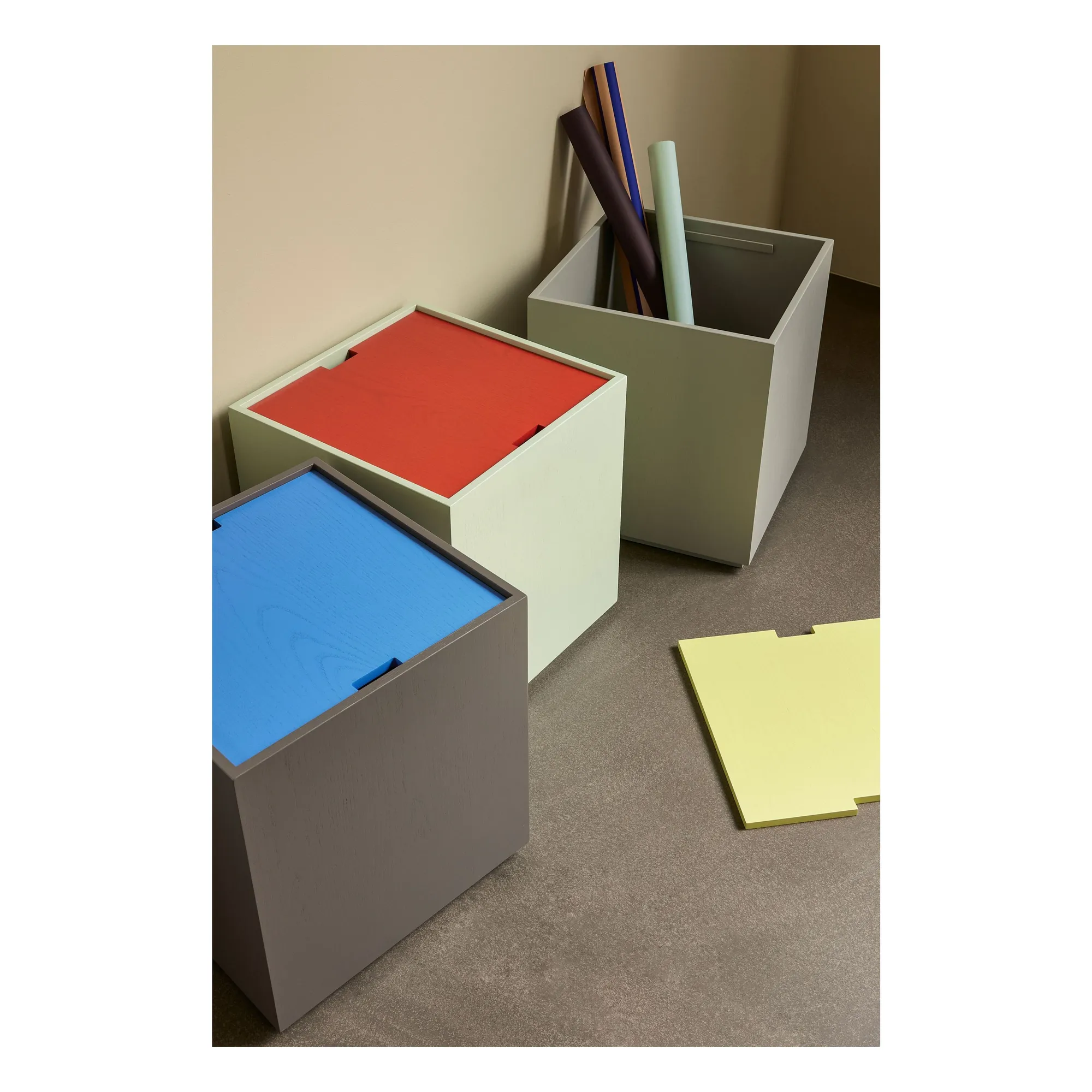 Table d'appoint Vault | Rouge- Image produit n°5