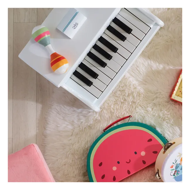 Conjunto de instrumentos musicales de madera