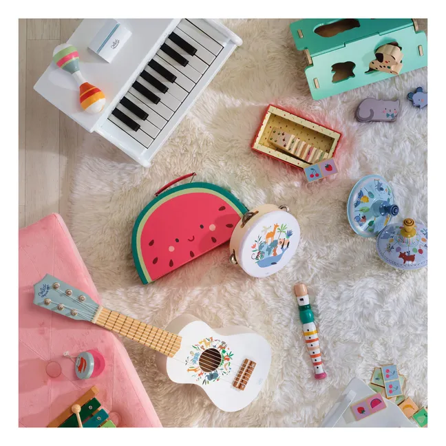 Conjunto de instrumentos musicales de madera