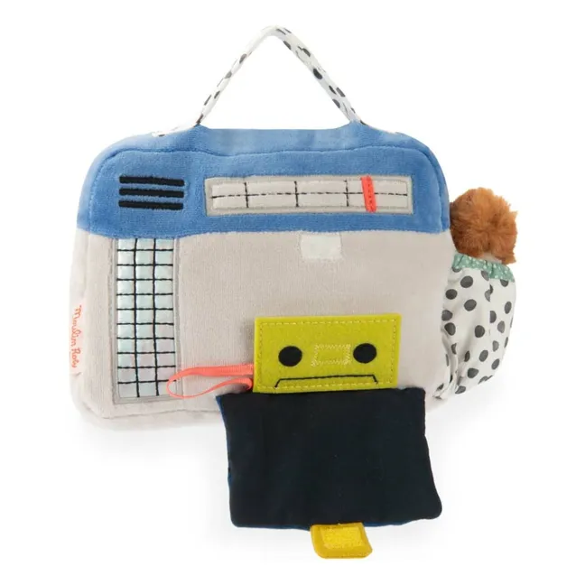 Musical cassette radio