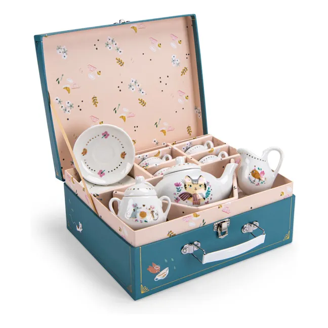 Les Parisiennes tea set suitcase