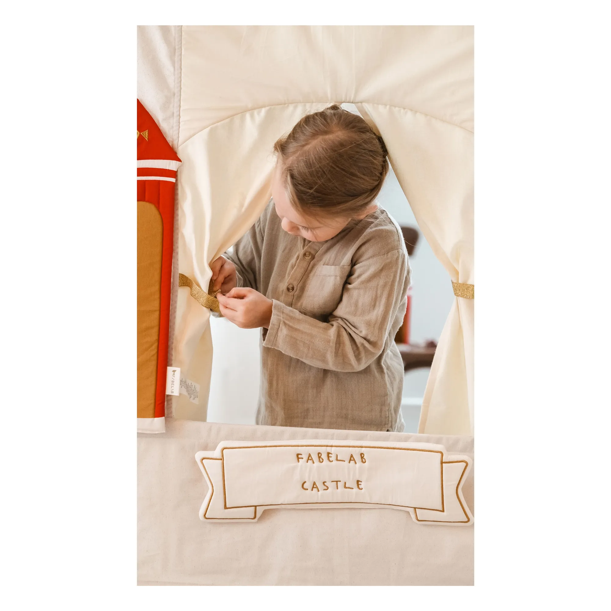 Accessoires théâtre Château | Ocre- Image produit n°1