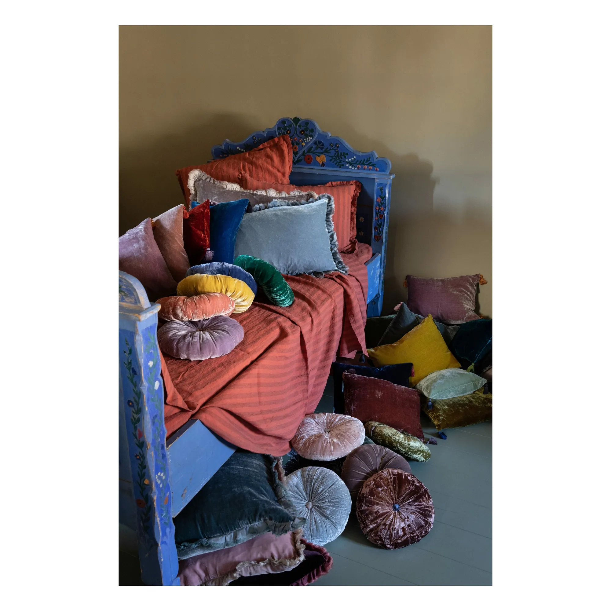 Coussin en velours de soie Goa | Bleu Clair- Image produit n°1