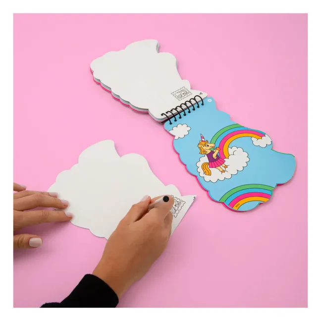 Libro de actividades con pegatinas Lily