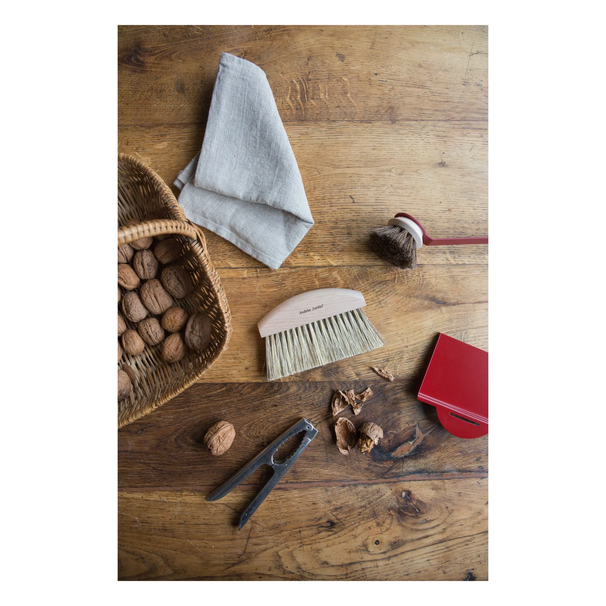Andrée Jardin Brick Red Crumb Collector Box