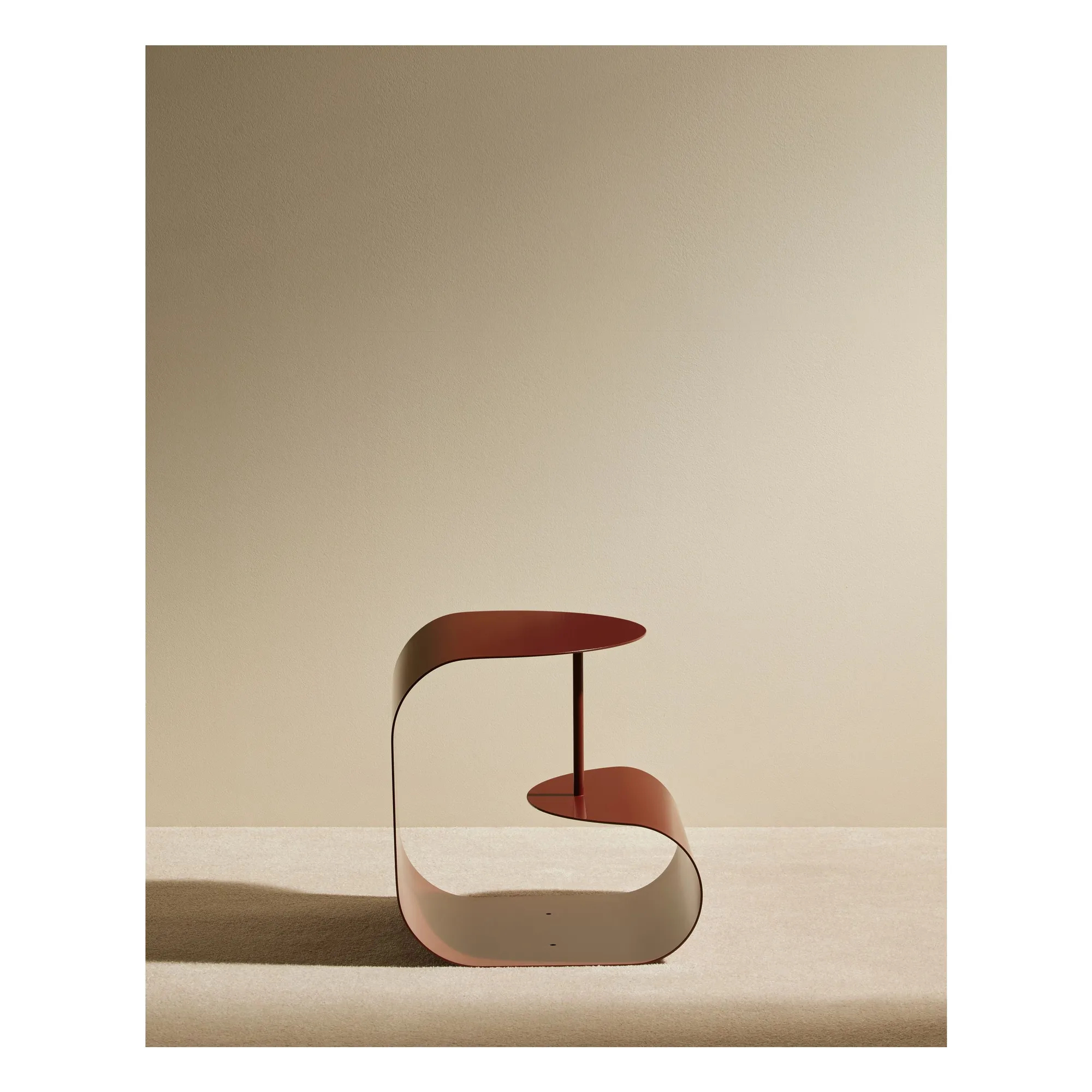 Table d'appoint Gégé | Carmin- Image produit n°3