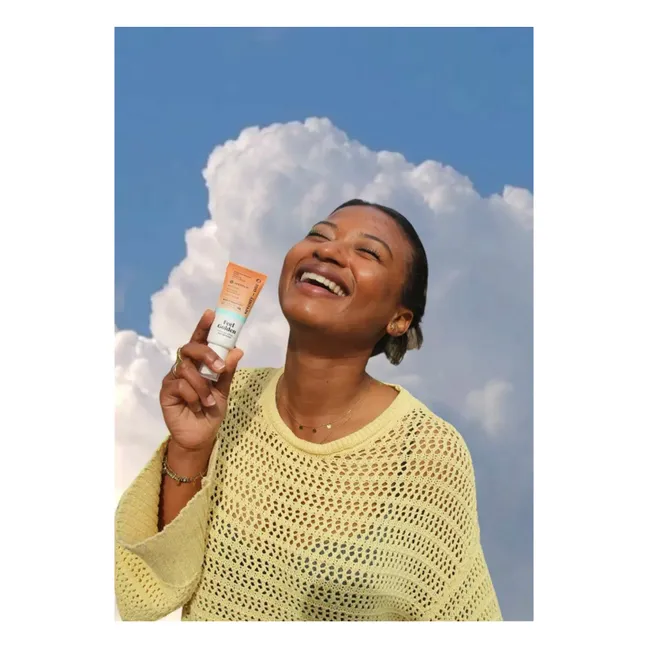 Feel Golden Perfeccionador de tez SPF 30 - 40ml