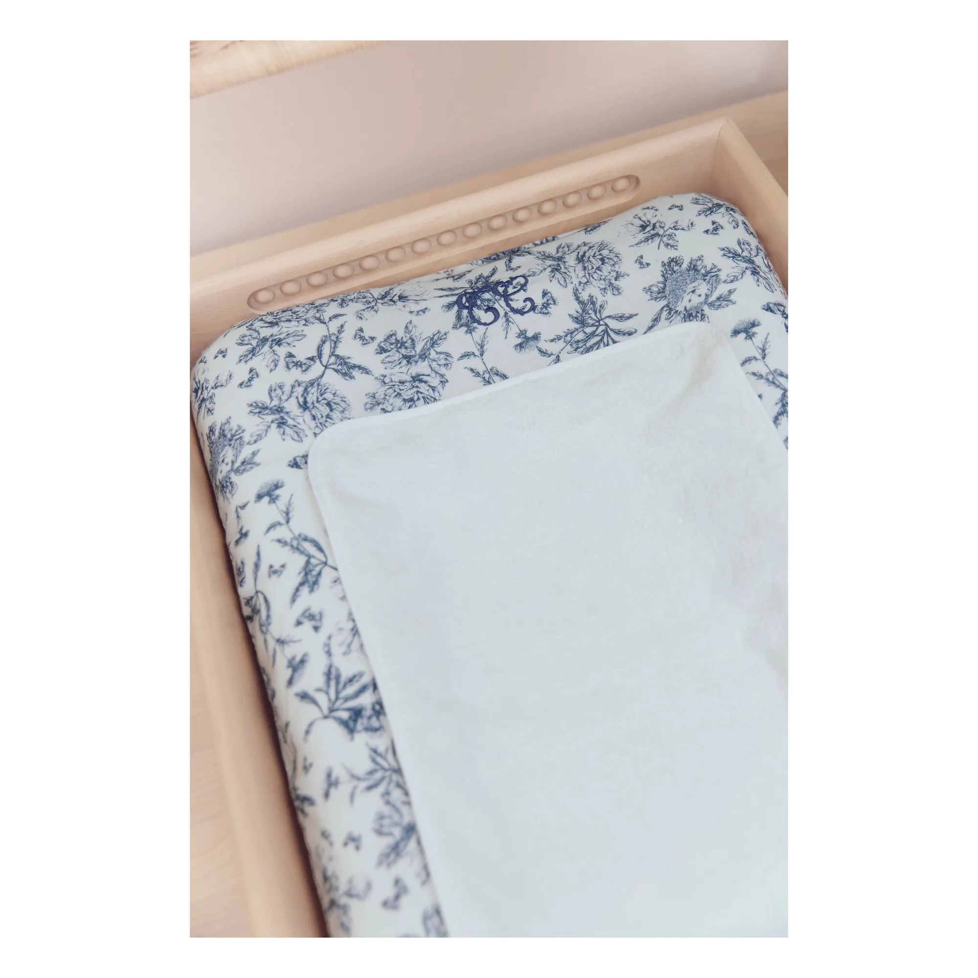 Housse de matelas à langer Toile de Jouy | Bleu marine- Image produit n°0