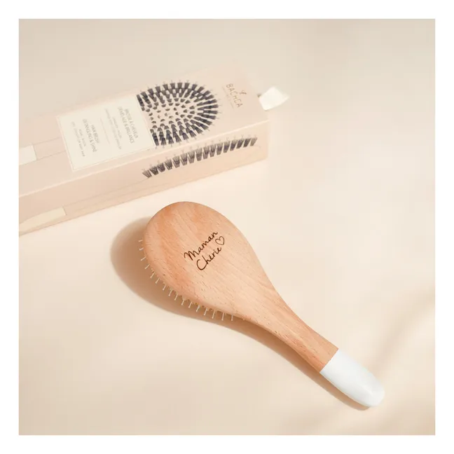 Maman Chérie detangling and shine brush 