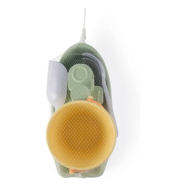Seau et bateau de plage avec leurs accessoires en bioplastique