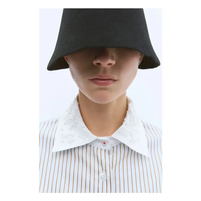 Striped shirt with pearl collar | Light blue