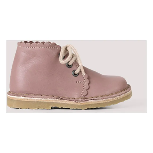 Stiefel mit Jakobsmuschelspitze | Rosa
