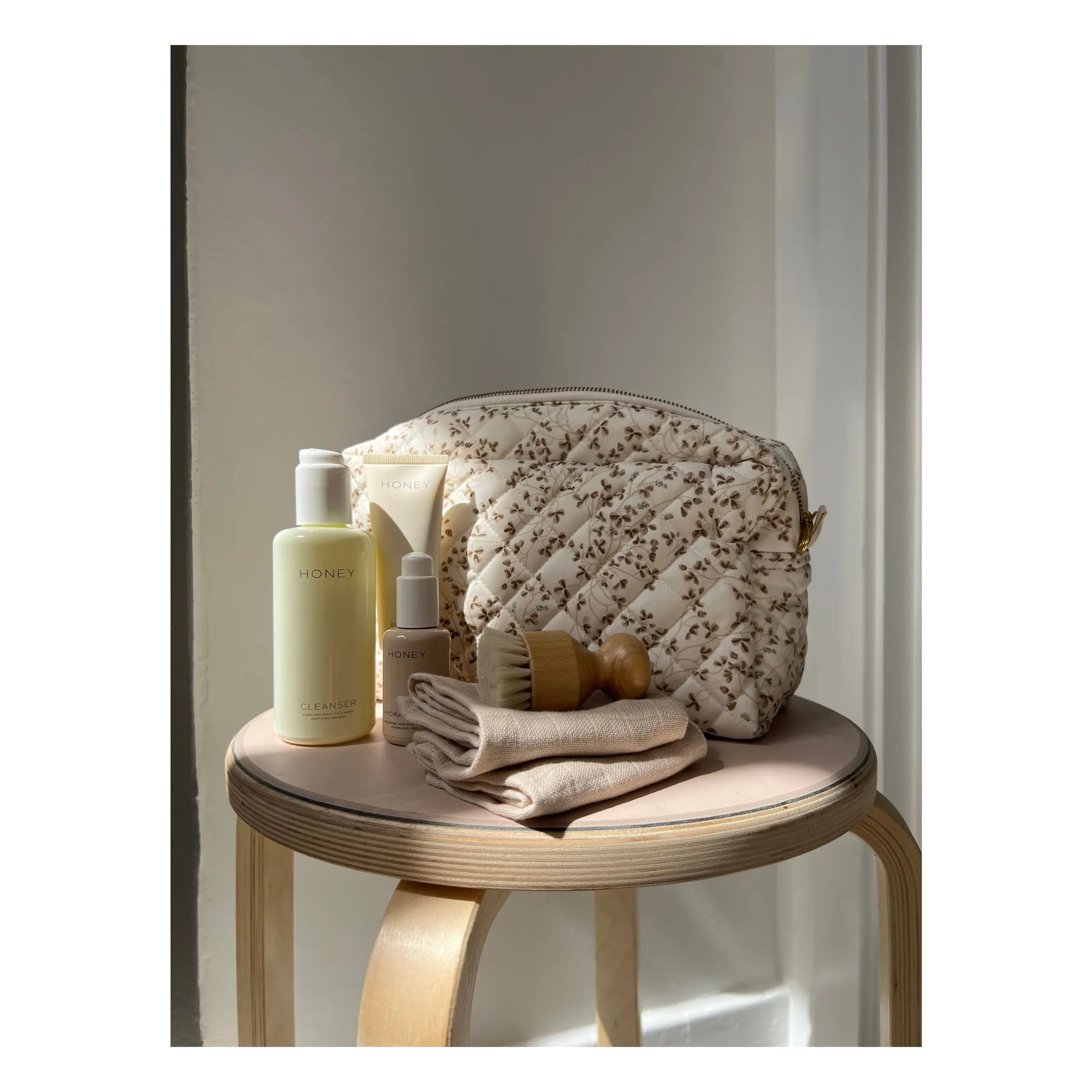 Cam Cam Brown Ivy Toiletry Bag