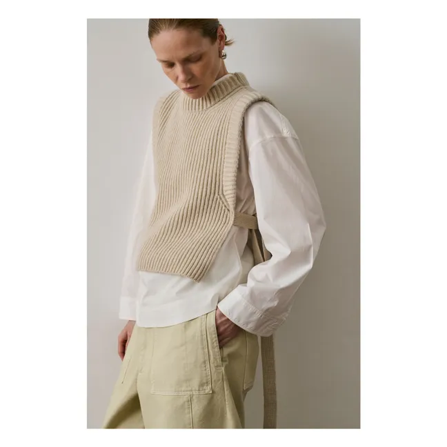 Firmus Merino Wool Sleeveless Sweater | Heather white