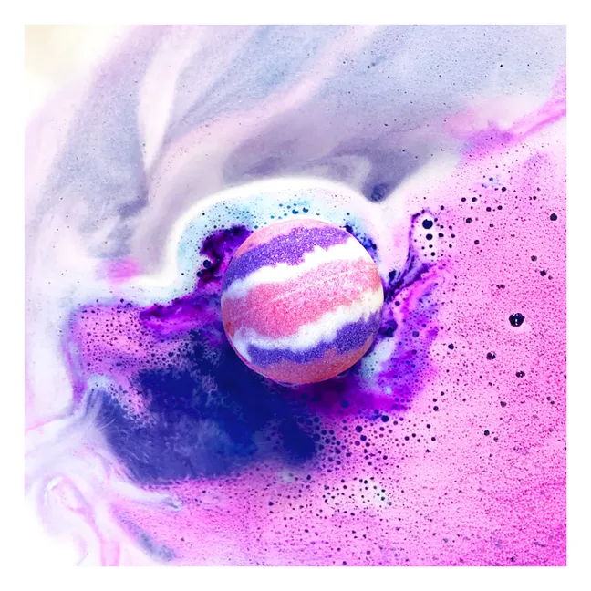 Ice cream blackcurrant bath bomb - 120 g