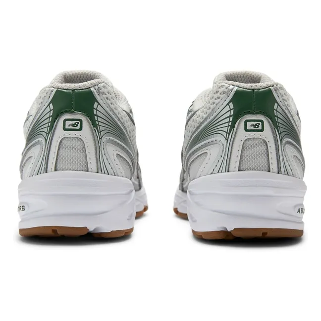 Turnschuhe mit elastischer Spitze 740 | Chromgrün