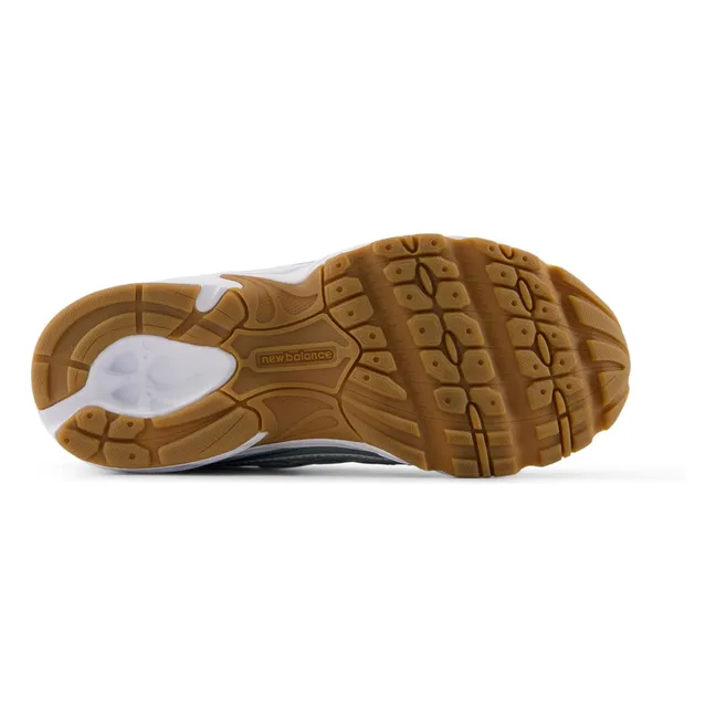 Turnschuhe mit elastischer Spitze 740 | Silber