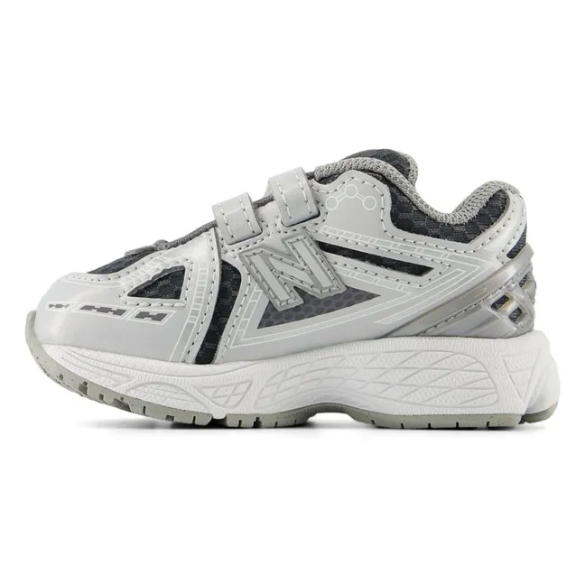 Kratzende Turnschuhe 1906 | Grau