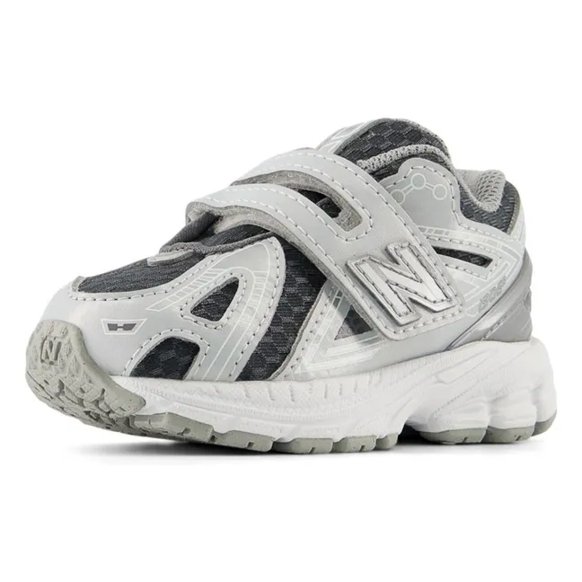 Kratzende Turnschuhe 1906 | Grau