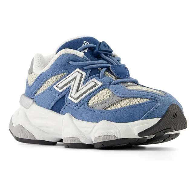 Turnschuhe mit elastischer Spitze 9060 | Blau