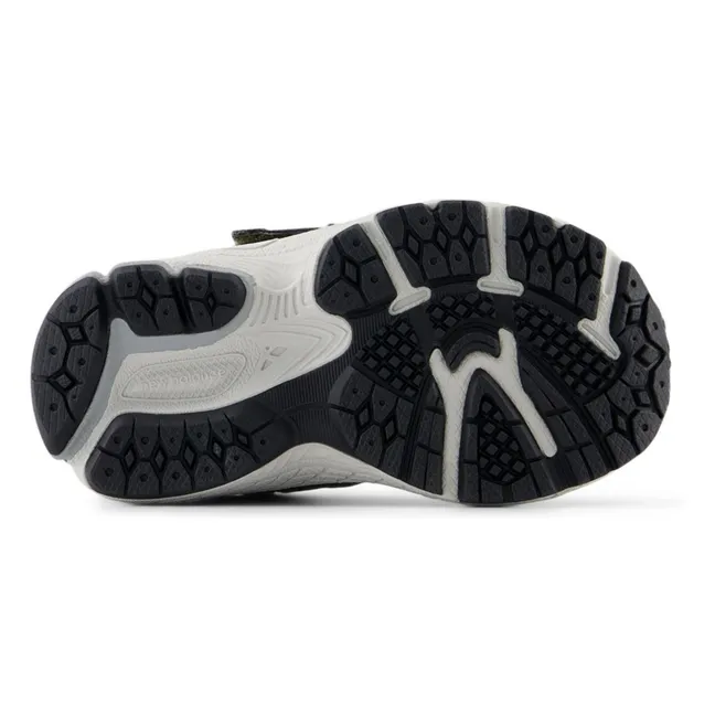 Kratzende Turnschuhe 2002 | Khaki