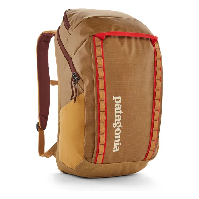 Black Hole Pack 32L Recycled Fiber Backpack | Camel