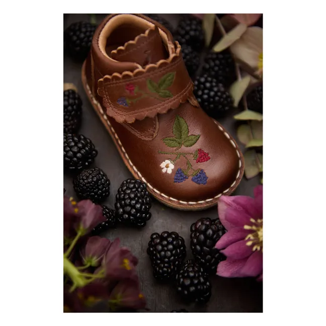Scallop Blackberries Scratch Boots - Uniqua Collection | Brown