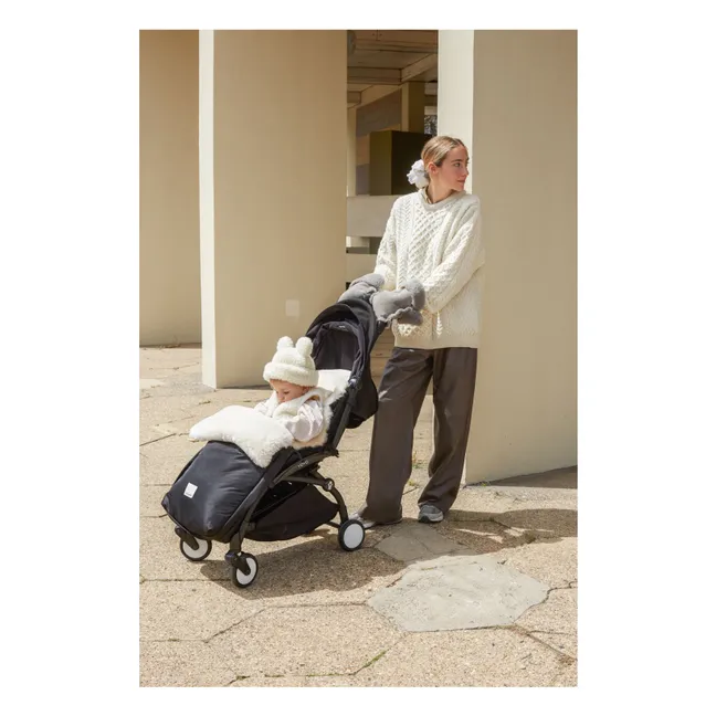 Universal-Fußsack mit festem Lammfell-Gurtband | Milk