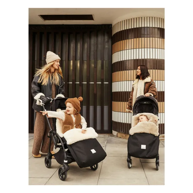 Universal fixed harness footmuff in lambskin | Milk