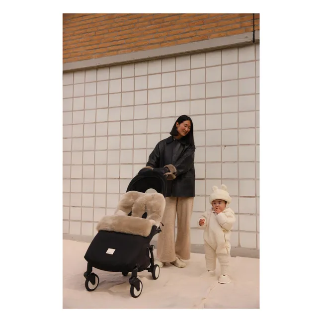 Universal fixed harness footmuff in lambskin | Toast