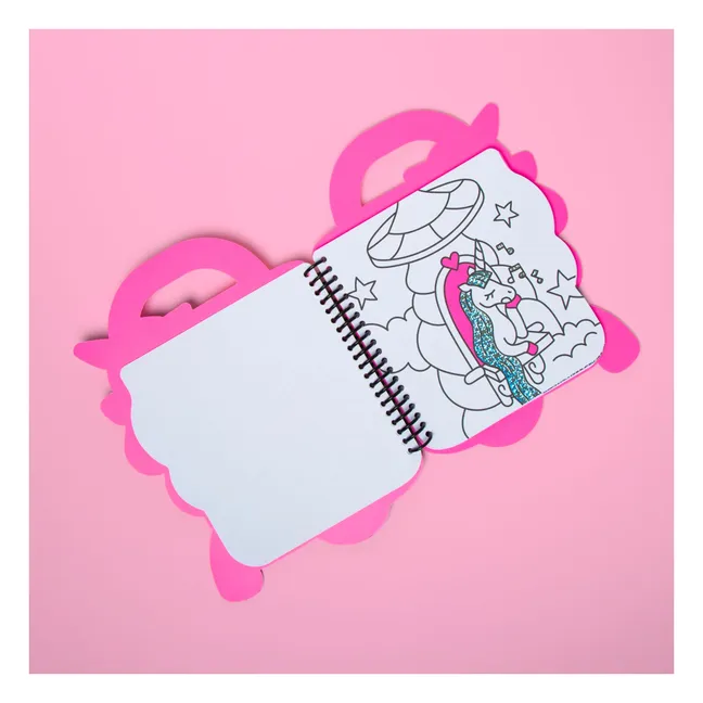 Cahier de coloriage avec stickers Lily