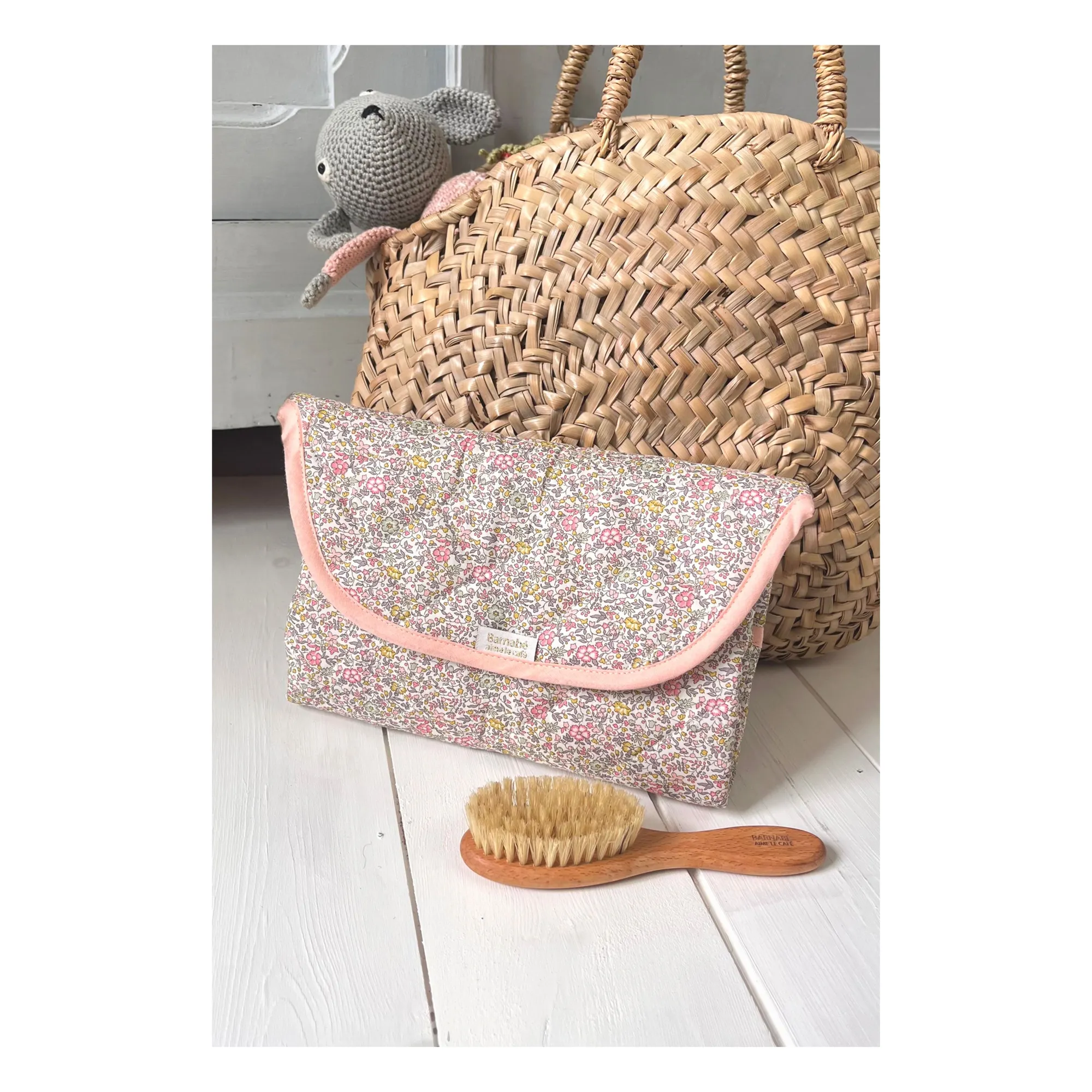 Barnabé Aime Le Café White Juliette Travel Changing Mat