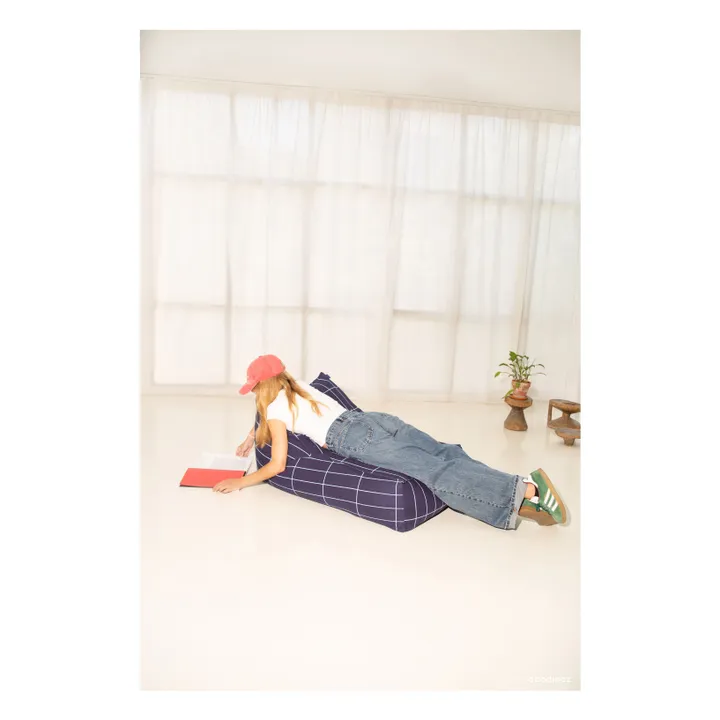 Pouf long Vibes | Bleu marine- Image produit n°2