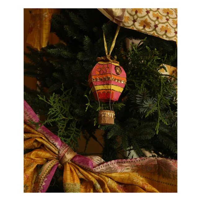 Hari Christmas decoration