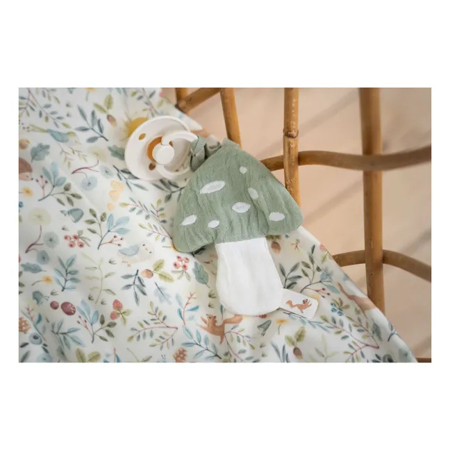 Grasshopper Mushroom | Pale green