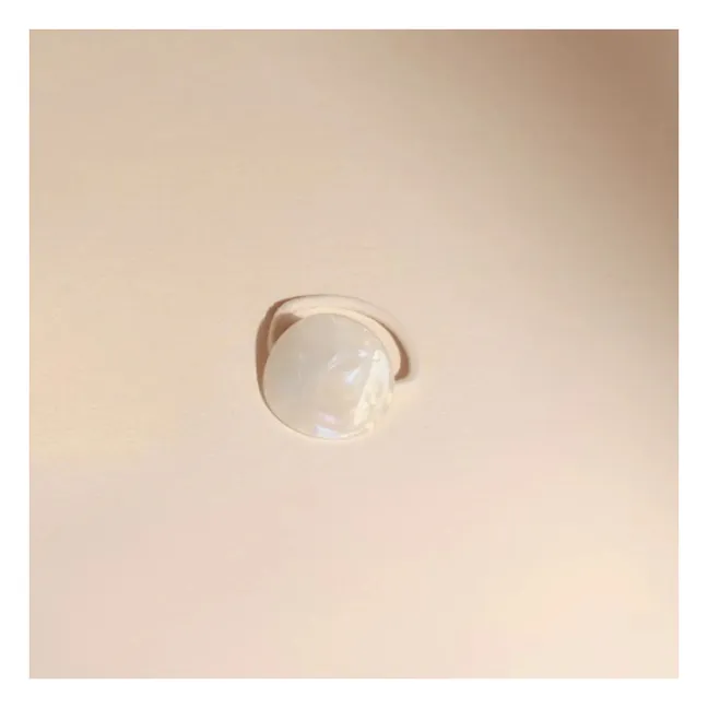 Mother-of-pearl plate elastic