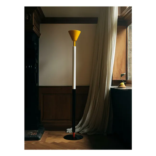 Pyl floor lamp
