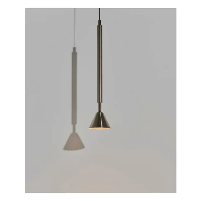 Suspendierung Pyl  | Stahl