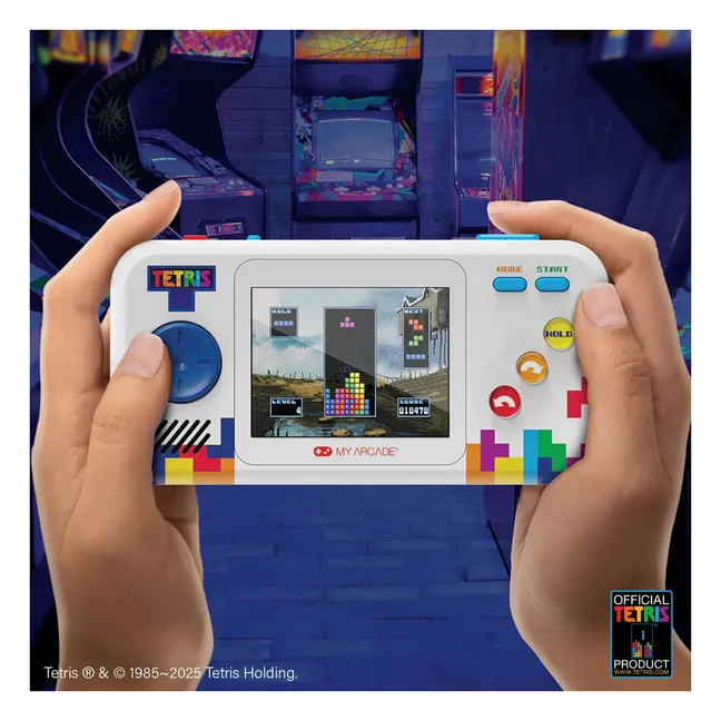 Game console with Tetris case