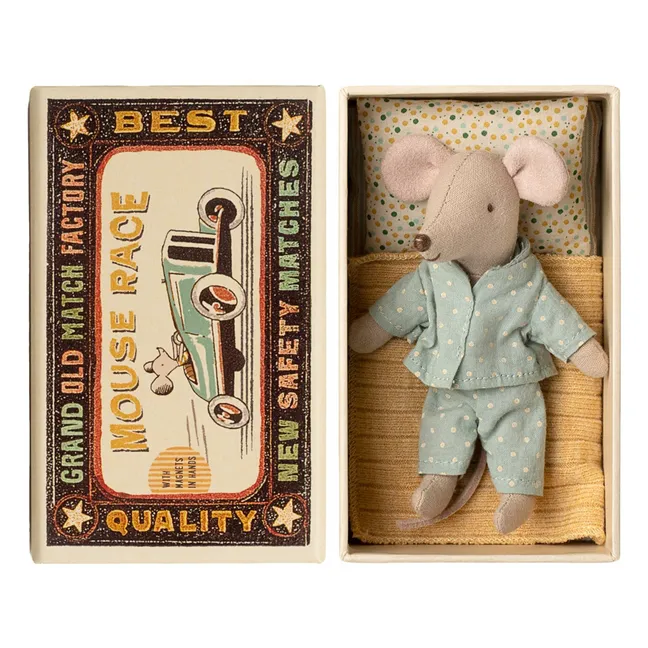 Petit frère souris dans sa boîte d'allumettes