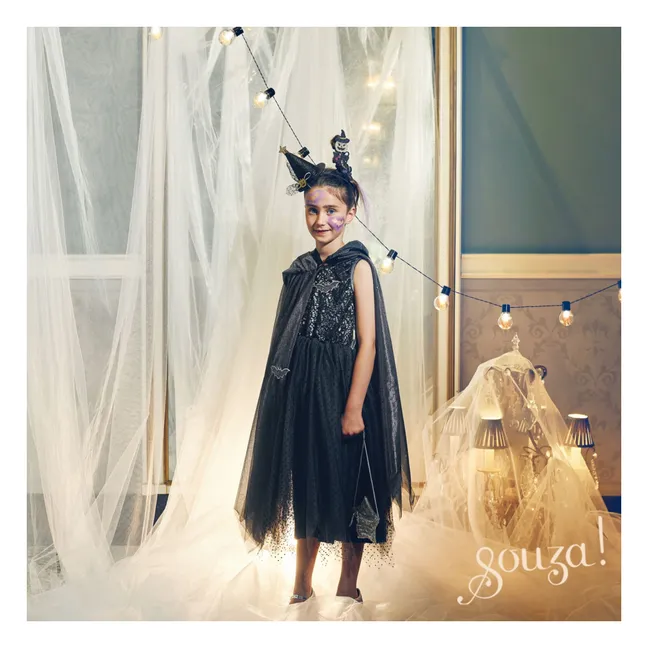 Mathilde disfraz de bruja