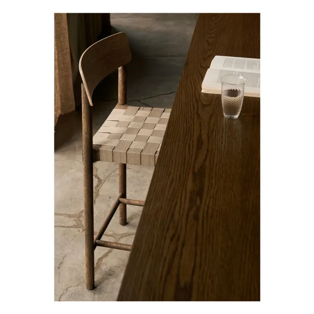 Tabouret de bar sangles naturelles 65 cm Betty TK12 en chêne huilé fumé | Chêne fumé