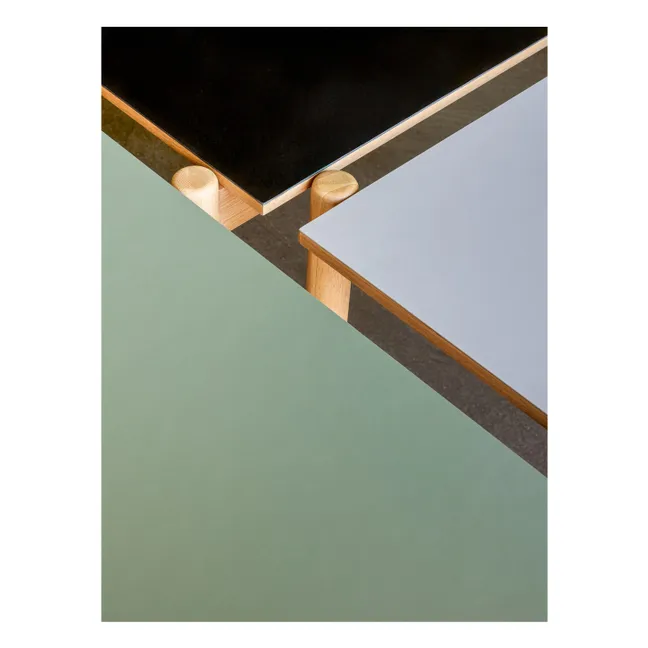 Mesa de comedor oblicua de roble | Gris Claro