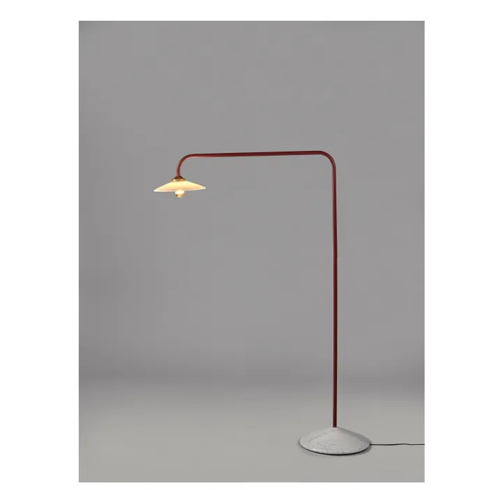 Lampadaire Standing lamp en marbre N°1, Muller Van Severen | Rouge Oxyde- Image produit n°1