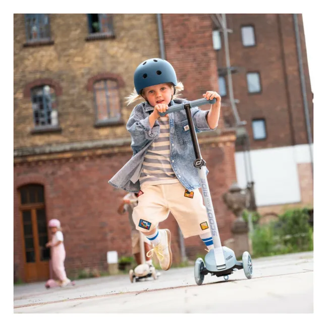 Highwaykick 3S LED scooter | Light Blue