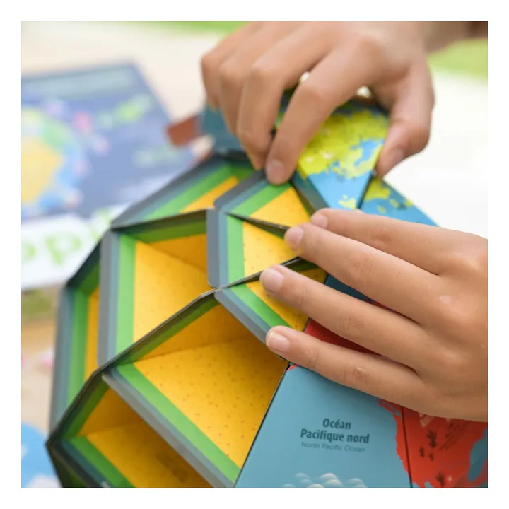 Globe à construire Drapeaux- Image produit n°4